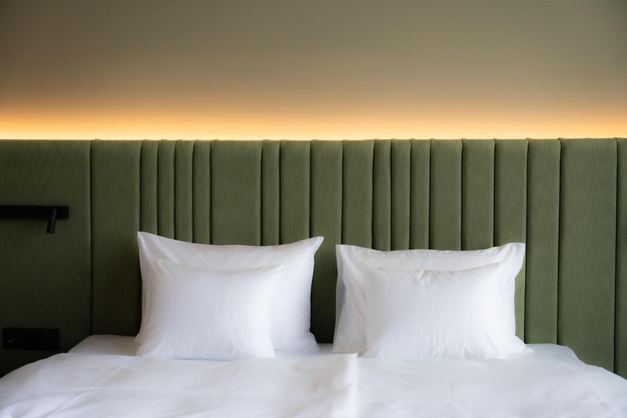 Villány Viale Boutique Hotel מראה חיצוני תמונה
